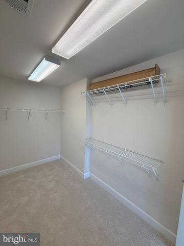 9407 RIM ROCK CT, Manassas, VA 20112