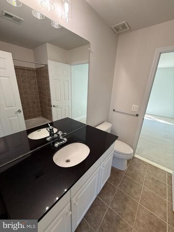 9407 RIM ROCK CT, Manassas, VA 20112