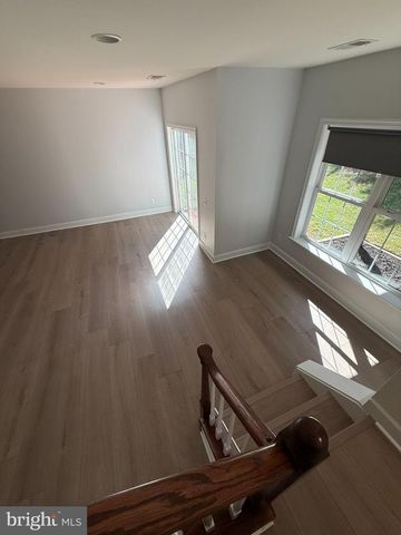 9407 RIM ROCK CT, Manassas, VA 20112
