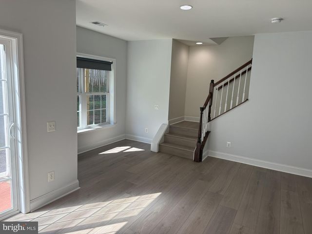 9407 RIM ROCK CT, Manassas, VA 20112