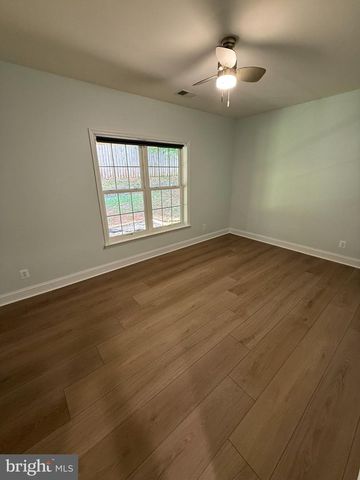 9407 RIM ROCK CT, Manassas, VA 20112