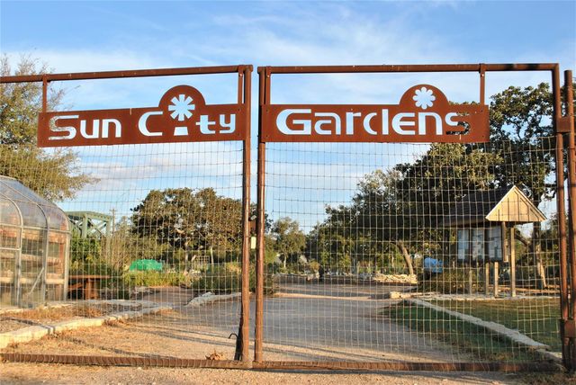 247 Bonham LOOP, Georgetown, TX 78633