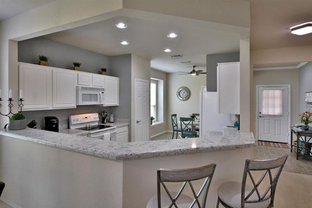 247 Bonham LOOP, Georgetown, TX 78633