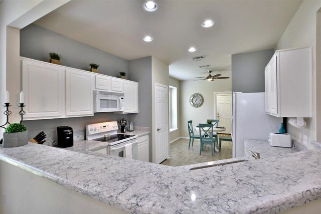 247 Bonham LOOP, Georgetown, TX 78633