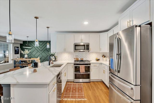 26 Arcadia Court, Ballston Spa, NY 12020