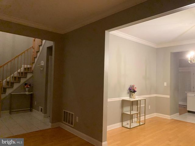 412 DENOW RD, Pennington, NJ 08534