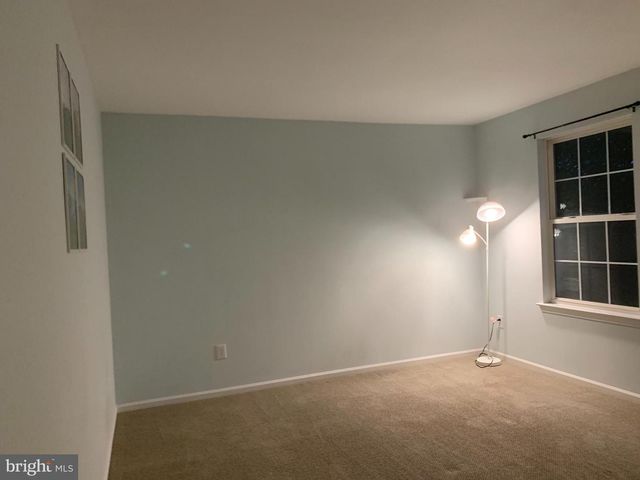 412 DENOW RD, Pennington, NJ 08534