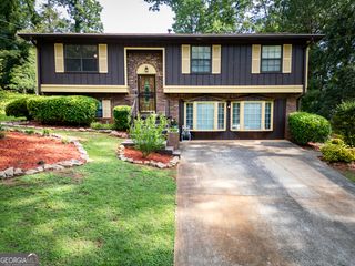 2324 Tarian Drive, Decatur, GA 30034
