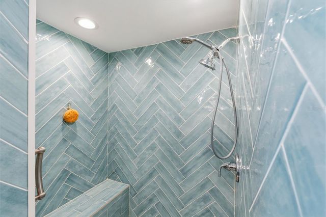 970 JOLANDA CIRCLE, Venice, FL 34285