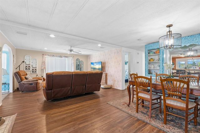 970 JOLANDA CIRCLE, Venice, FL 34285