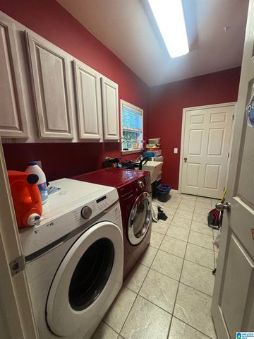 223 PINE HILL DRIVE, Columbiana, AL 35051