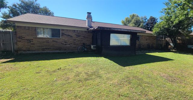 1408 Lagoona Lane, Edgecliff Village, TX 76134