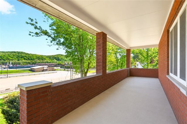 2000 School Street, Jefferson Hills, PA 15025