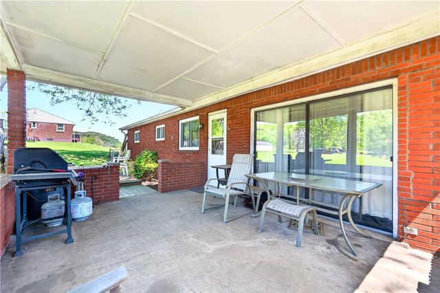 2000 School Street, Jefferson Hills, PA 15025