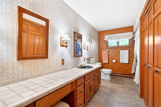 2000 School Street, Jefferson Hills, PA 15025