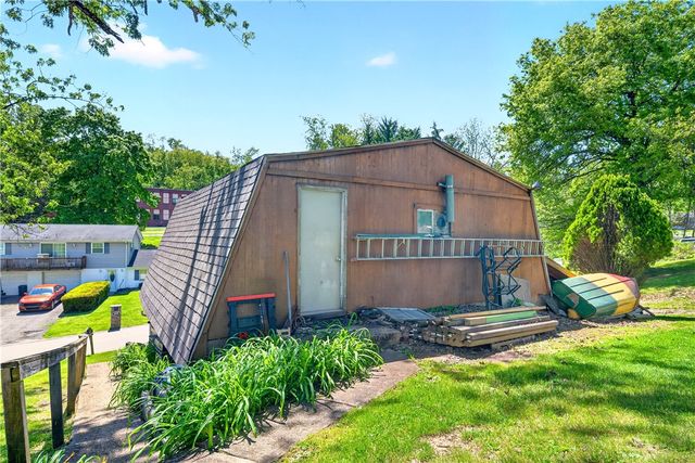 2000 School Street, Jefferson Hills, PA 15025