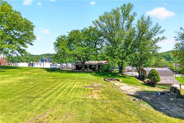 2000 School Street, Jefferson Hills, PA 15025
