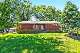 2000 School Street, Jefferson Hills, PA 15025