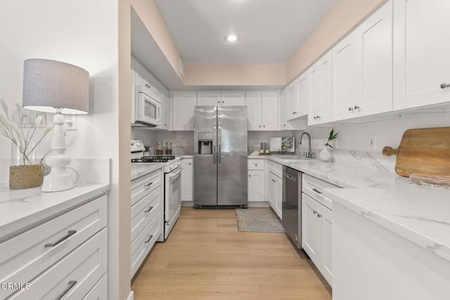 395 S Oakland Avenue 104, Pasadena, CA 91101