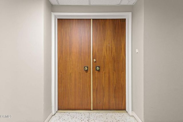 395 S Oakland Avenue 104, Pasadena, CA 91101
