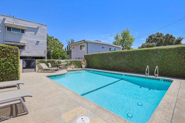 395 S Oakland Avenue 104, Pasadena, CA 91101