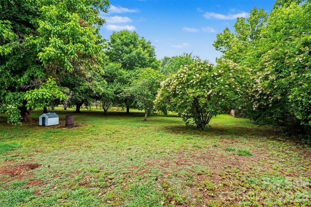 538 George W Liles Parkway SW, Concord, NC 28027
