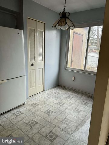 1262 LISA DR, Warrington, PA 18976