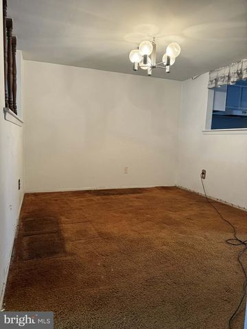 1262 LISA DR, Warrington, PA 18976