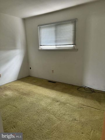 1262 LISA DR, Warrington, PA 18976