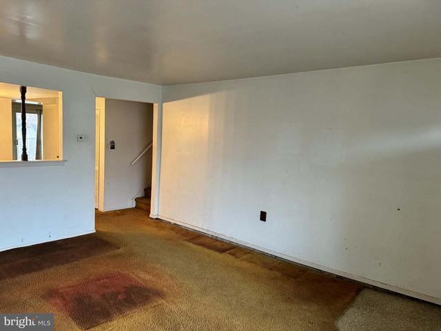 1262 LISA DR, Warrington, PA 18976