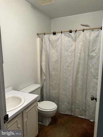 1262 LISA DR, Warrington, PA 18976