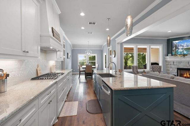 10577 County Road 41, Lindale, TX 75771