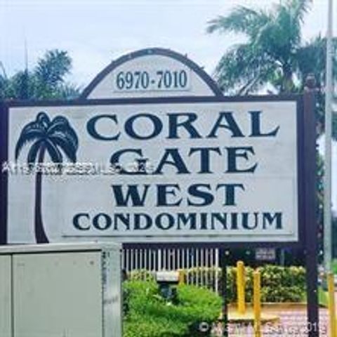 7000 NW 186th St 4-227, Hialeah, FL 33015