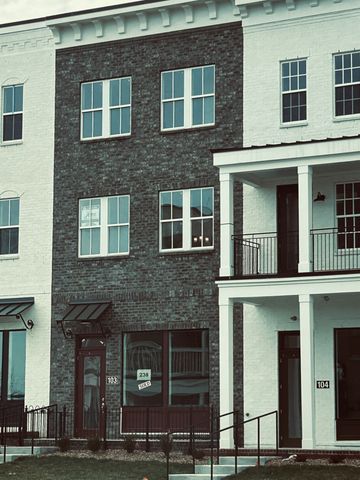 2101 Branford Pl Apt 203, Thompsons Station, TN 37179