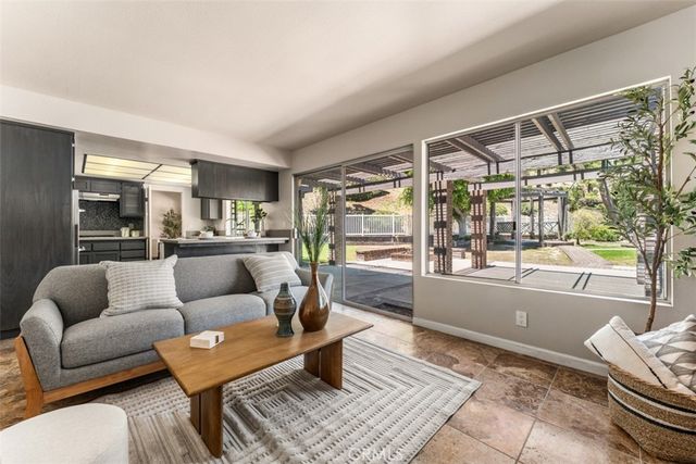 650 Big Creek, Walnut, CA 91789