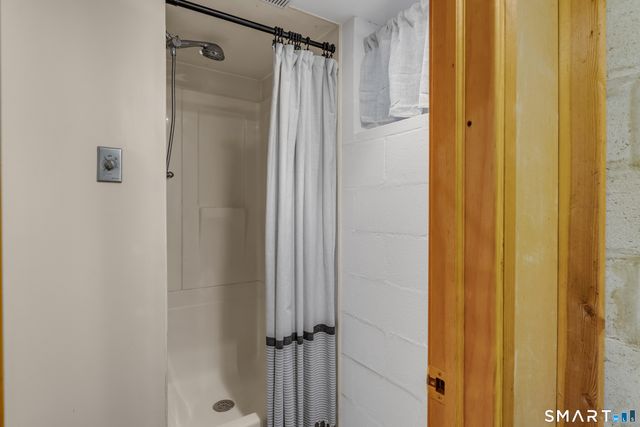 24 Clement Street, Waterford, CT 06385