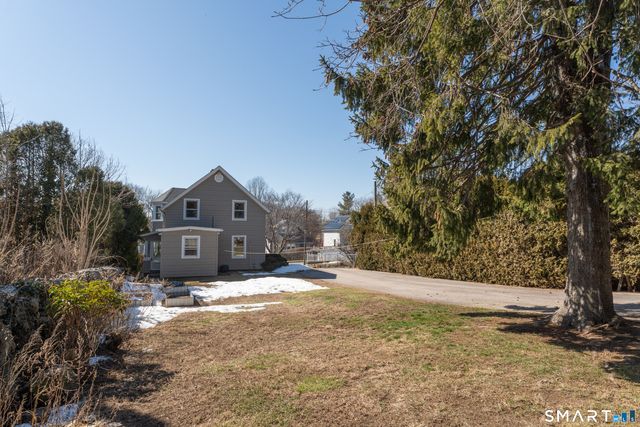24 Clement Street, Waterford, CT 06385