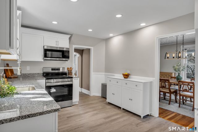 24 Clement Street, Waterford, CT 06385