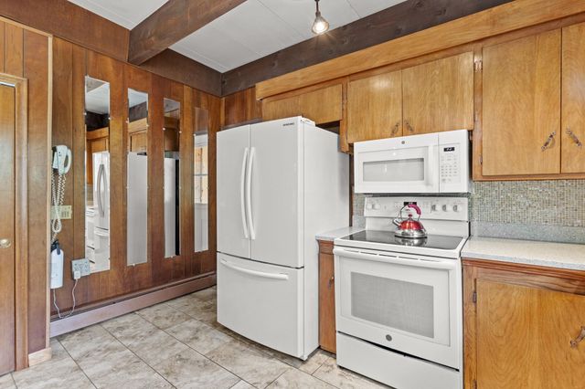 171 High Ridge Road, Manchester, NH 03104