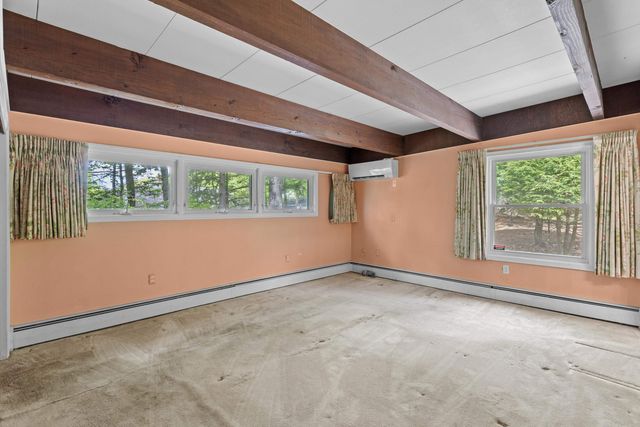 171 High Ridge Road, Manchester, NH 03104
