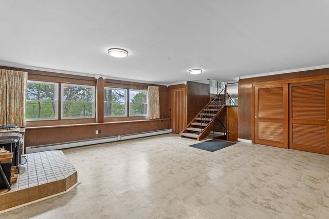 171 High Ridge Road, Manchester, NH 03104