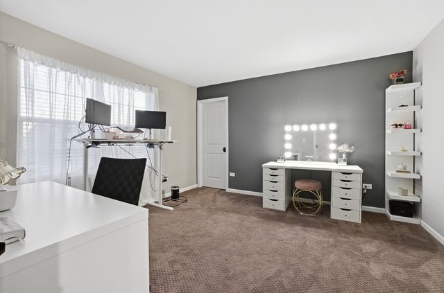 7811 Bellflower Lane, Joliet, IL 60431