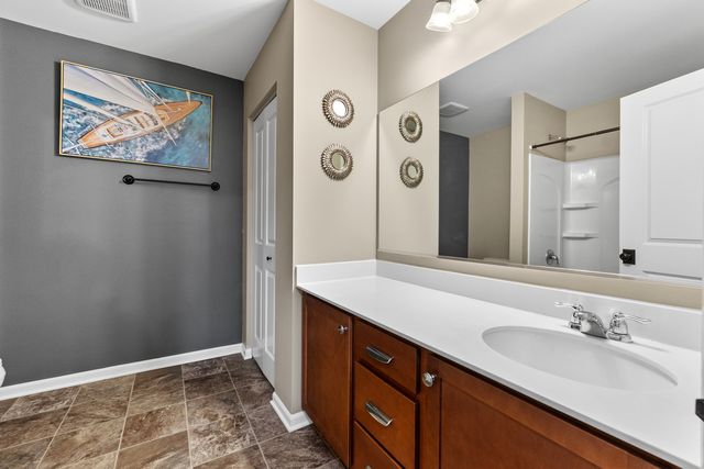 7811 Bellflower Lane, Joliet, IL 60431