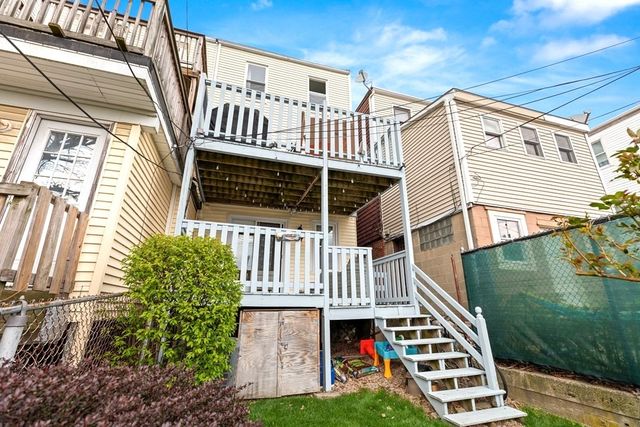 453 E 6th St, Boston, MA 02127