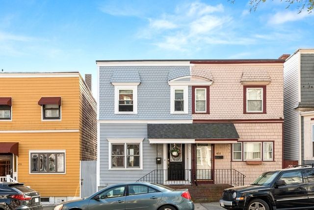 453 E 6th St, Boston, MA 02127