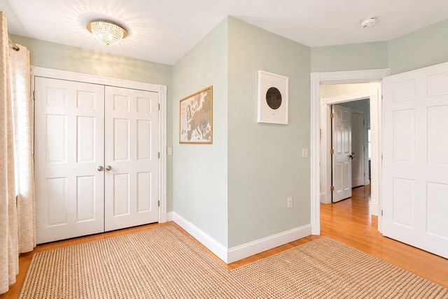 453 E 6th St, Boston, MA 02127