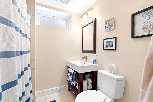 453 E 6th St, Boston, MA 02127