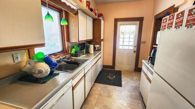 820 11th Street N, Fargo, ND 58102