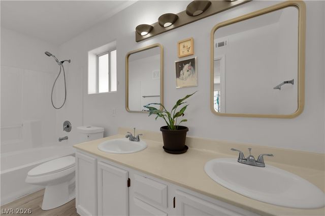 3425 East Russell Road 156, Las Vegas, NV 89120