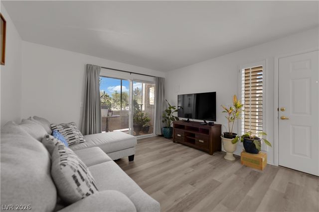 3425 East Russell Road 156, Las Vegas, NV 89120